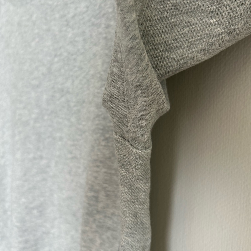 THIRDLOVE Weekend Gray French Terry Crewneck Sweatshirt Lounge Comfy Cabin Sz M - Picture 8 of 13
